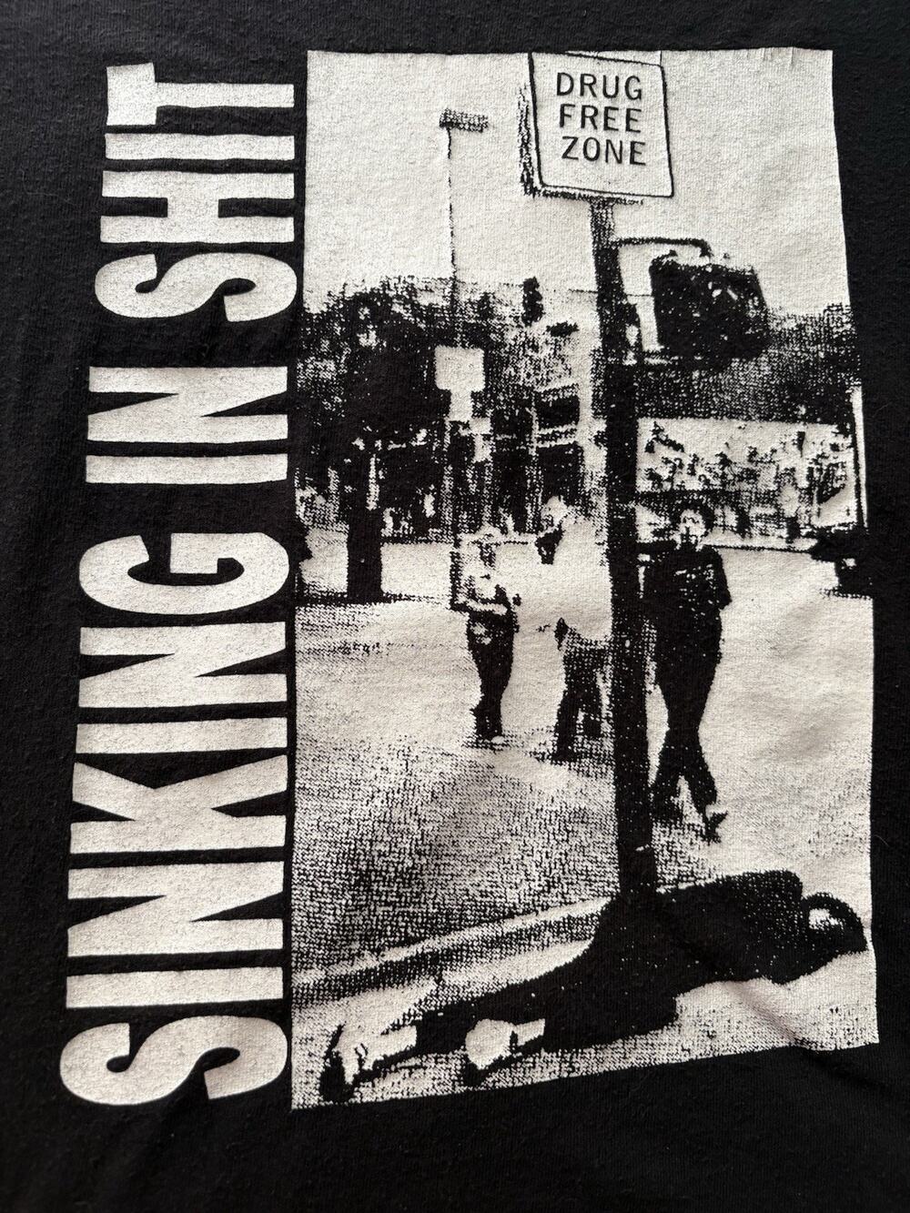 Sinking In Sh*t Drug Free Zone Metal Hardcore Band T Shirt Black Men's SZ Sm VTG